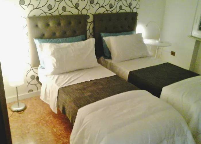 L.t. Schneider Bed & Breakfast